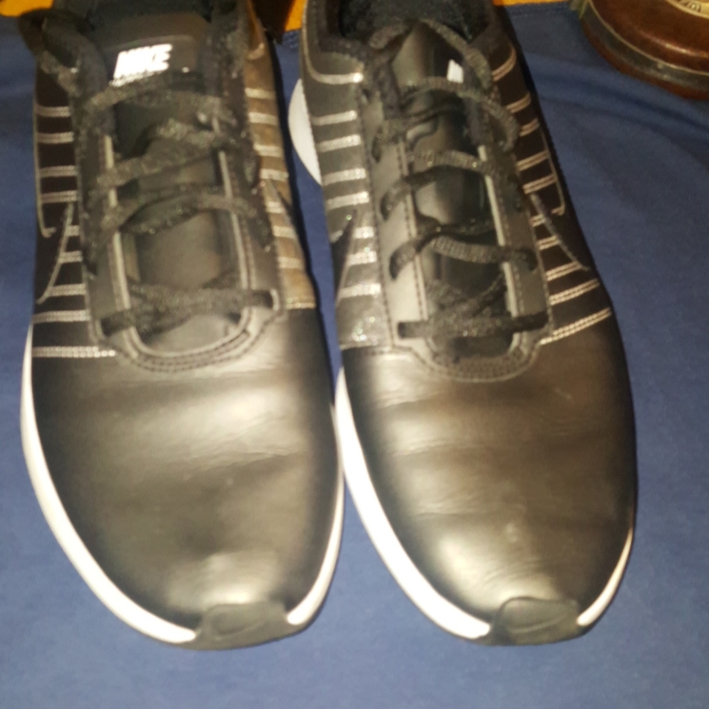 NIKE DUALTONE shoes. - Picture 7 of 16